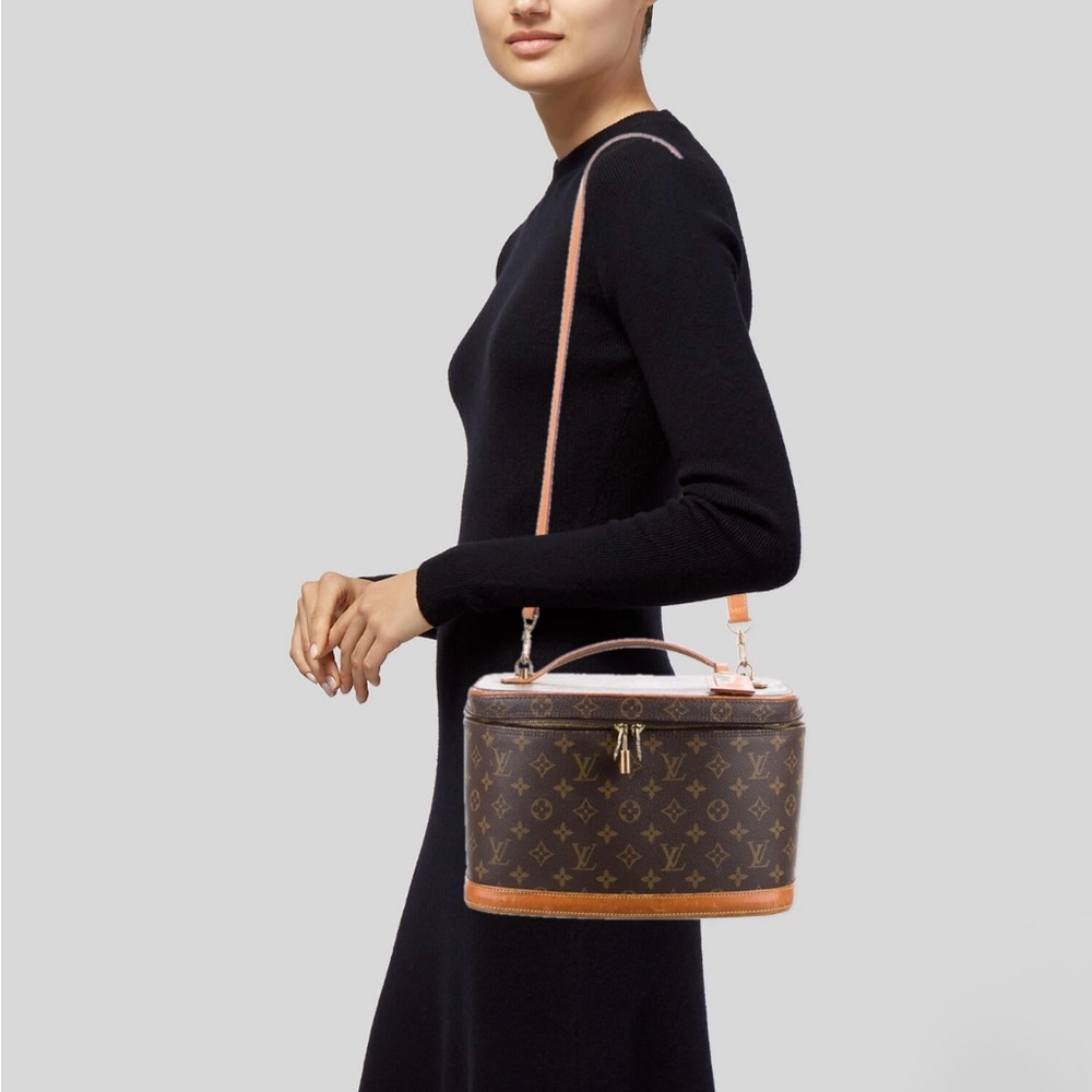 RARE Louis Vuitton Monogram Vanity Nice Case
